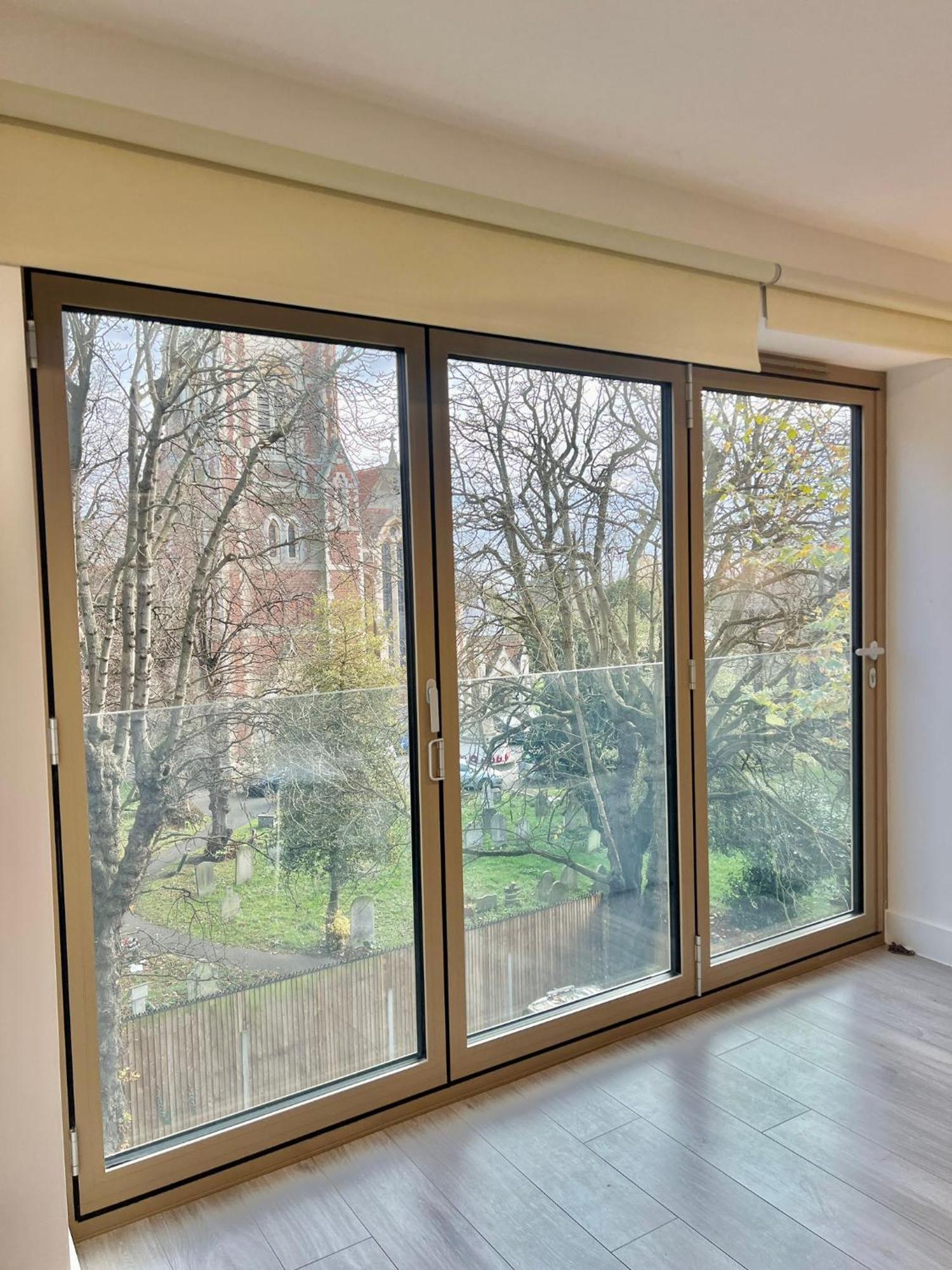 Kensington House By Solitaire Suites Slough Exterior photo